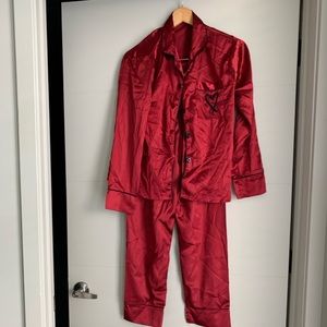 Red sleep set with hearts